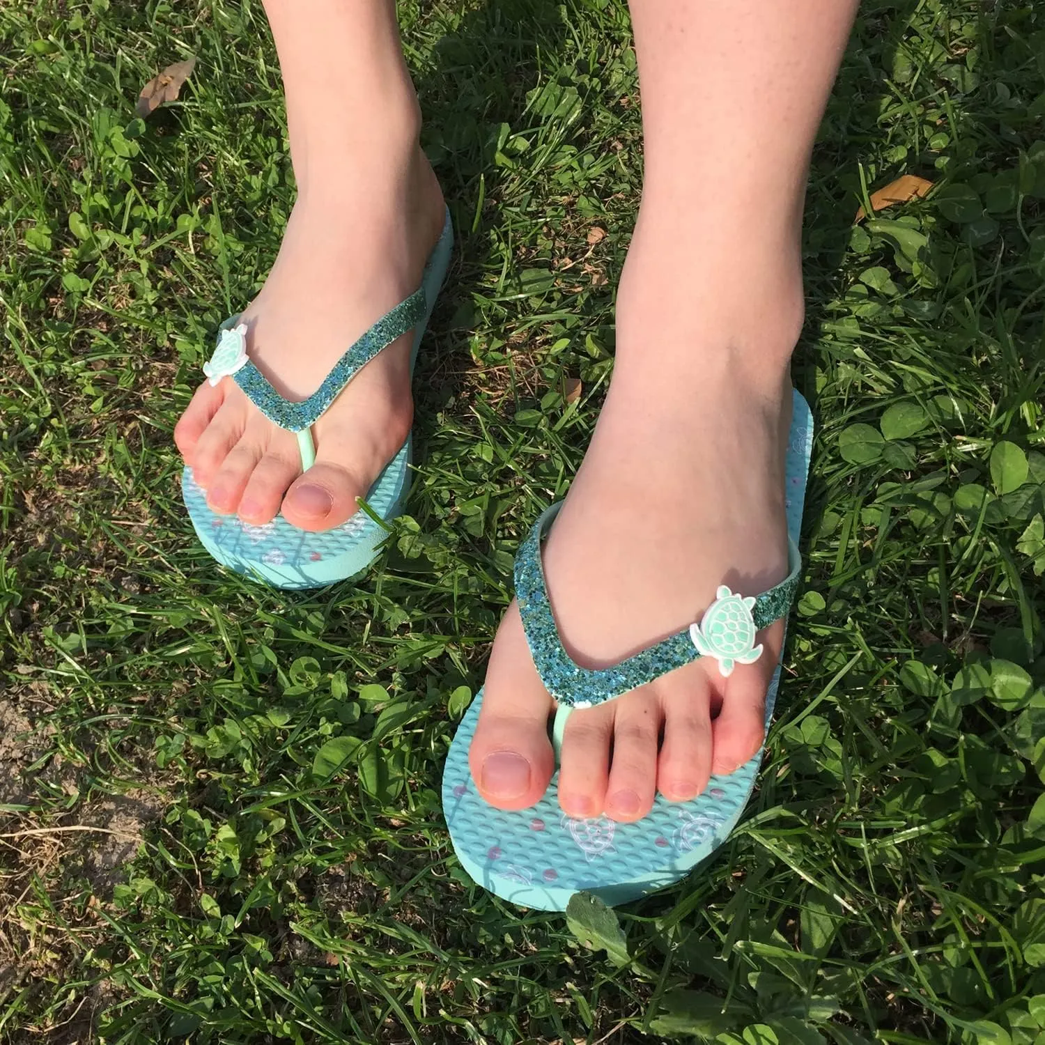Ataiwee Girl's Flip Flops, Kid's Slip On Thong Sandals with Fruit Printed.