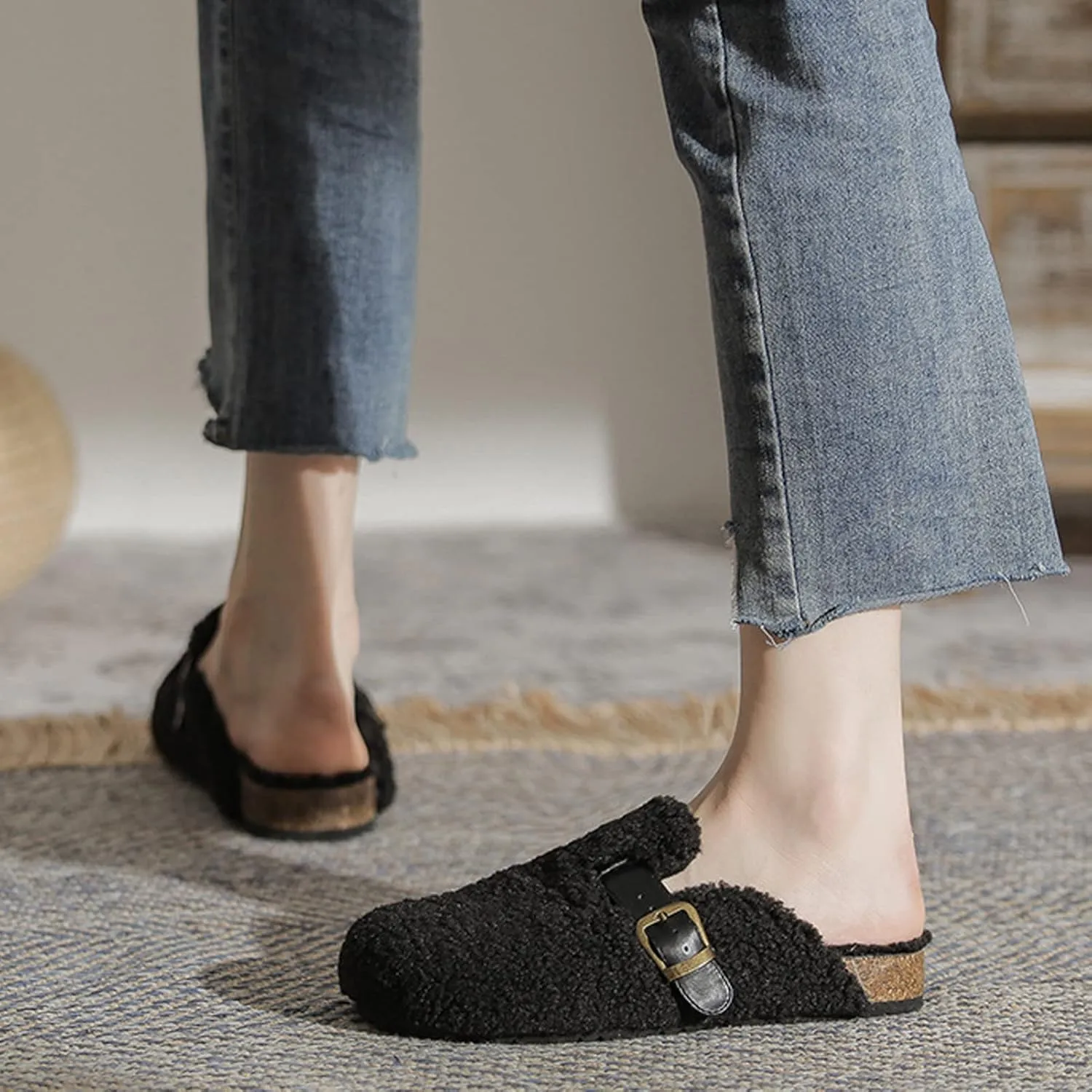 CT-Tebrun Women Shearling Slipper，Buckled Sherpa-effect Loafers With Round Toe Clog Soft Fuzzy Slip On Mules Women's Slippers