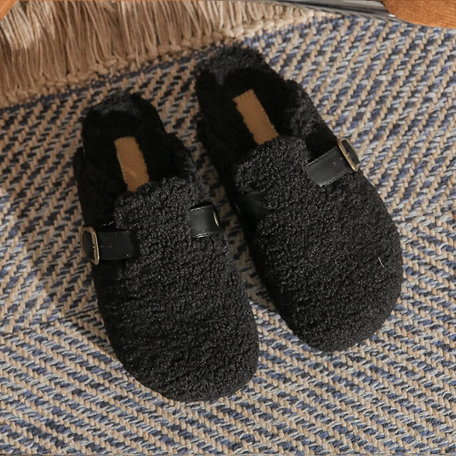 CT-Tebrun Women Shearling Slipper，Buckled Sherpa-effect Loafers With Round Toe Clog Soft Fuzzy Slip On Mules Women's Slippers