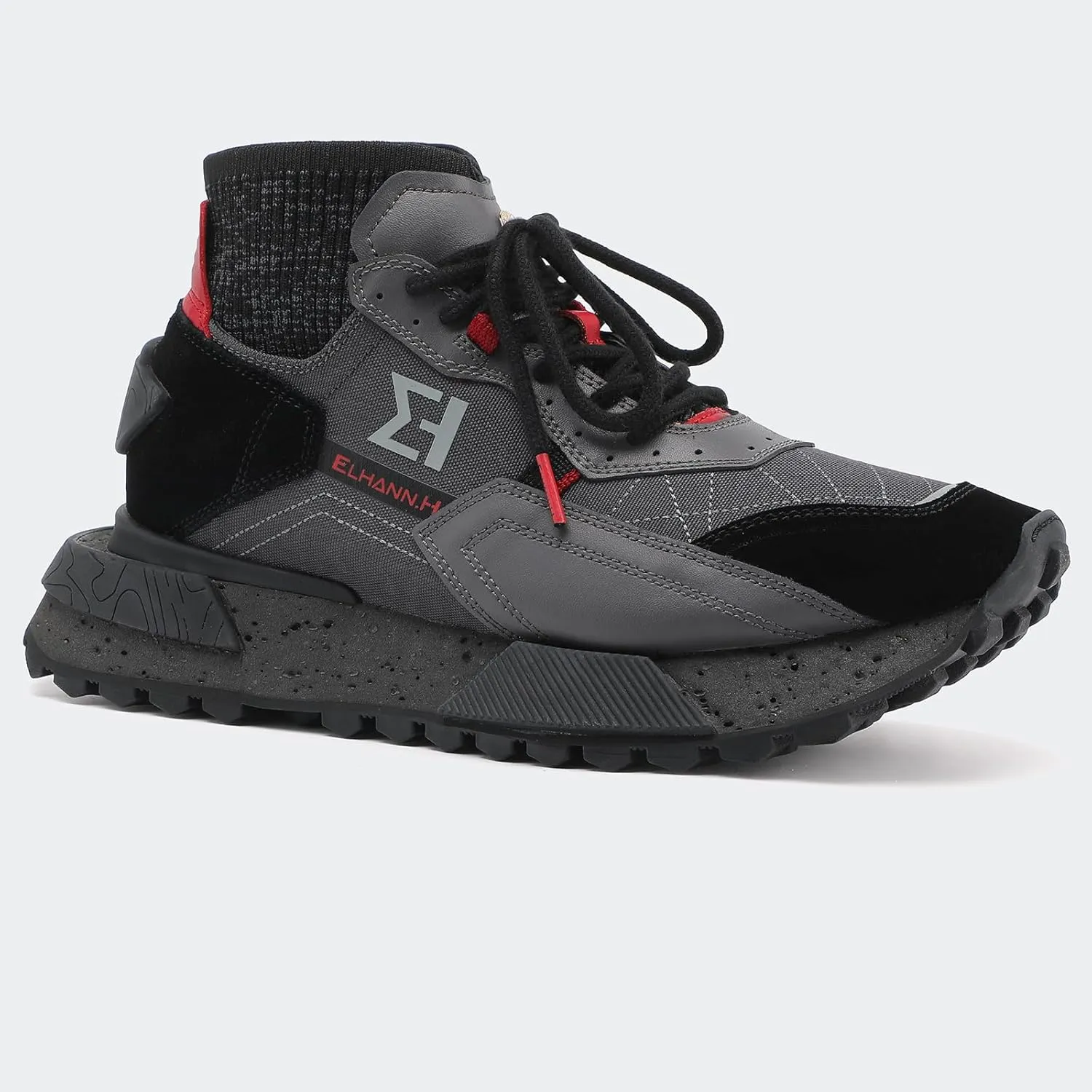 ELHANN.H The NSJ Sneakers Mix of Modernity and Graphic with a Dynamics Touch.