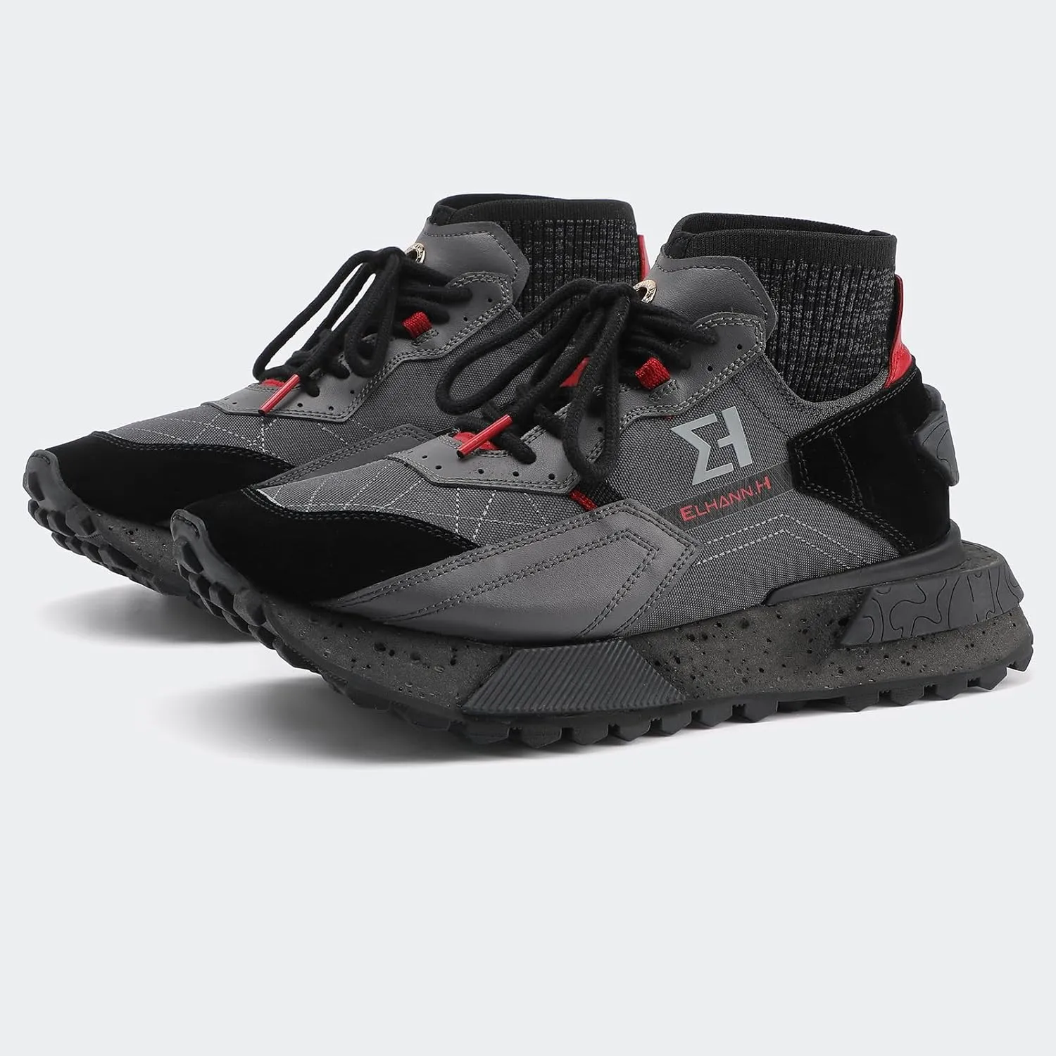 ELHANN.H The NSJ Sneakers Mix of Modernity and Graphic with a Dynamics Touch.