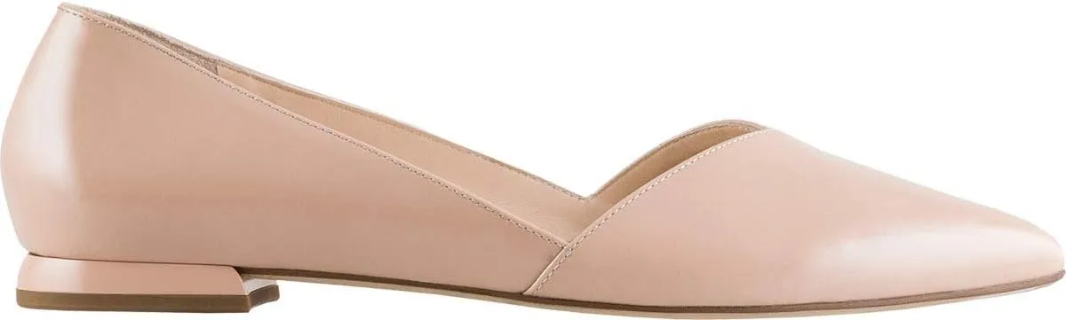 HÖGL Women's Closed Toe Ballet Flats