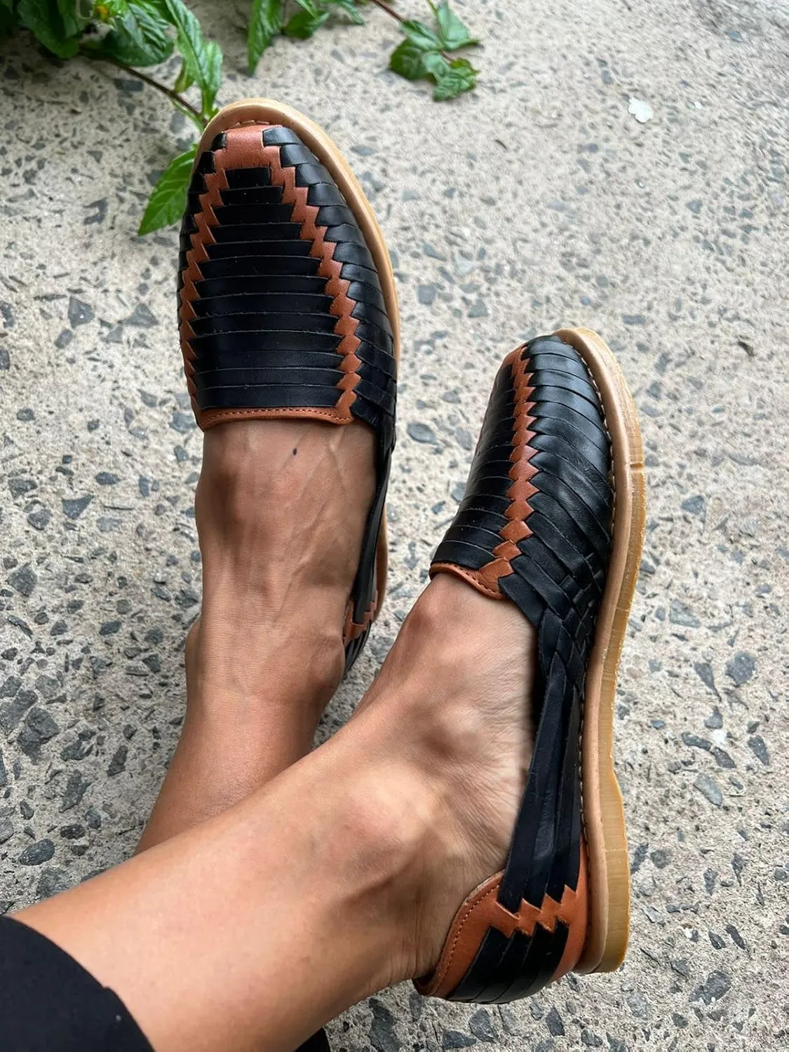Macarena Collection Sandals women Huarache Sandal Colorful Leather Mexican Style Color Black with shedron 102