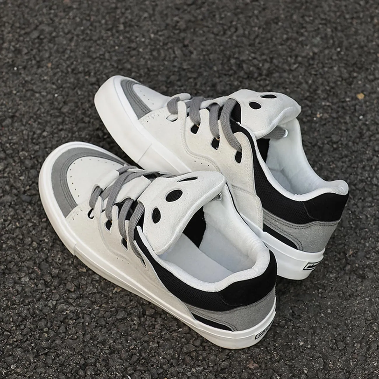 Men's Casual Low Top Sneakers Women Lace-Up Walking Flats Fashion Colorblock Skateboard Shoes