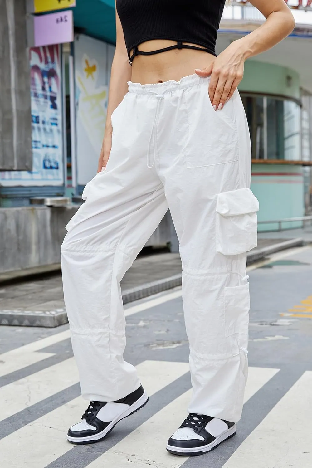 QYANGG Baggy Parachute Pants for Women& Girls Drawstring Elastic Low Waist Ruched Cargo Pants Multiple Pockets Jogger Y2K