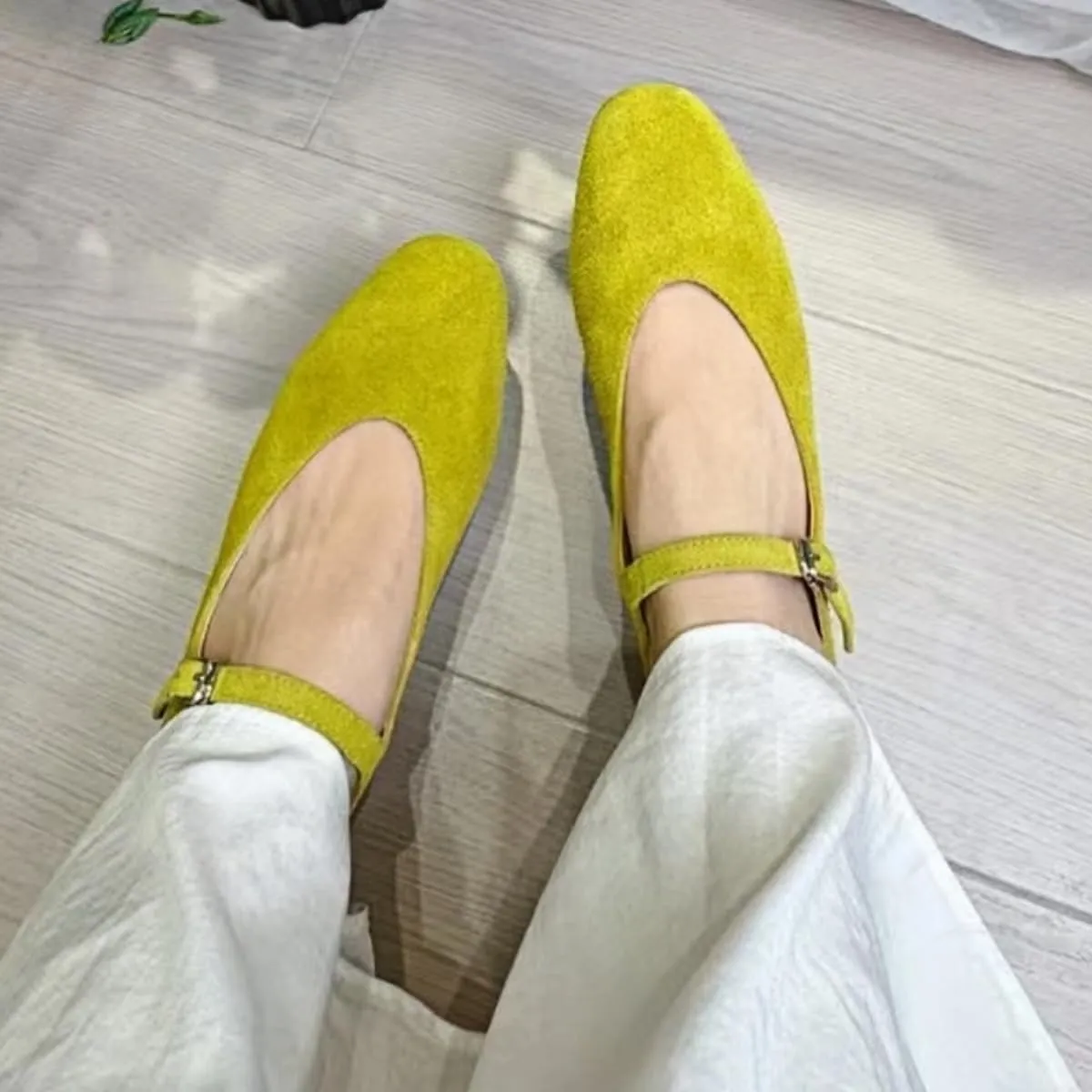 Retro Mary Jane Shoes Women with Single Strap Closed Toe Genuine Suede Leather Low-Cut Ballet Flats Wedding Shoe or Comfort Daily Casual Weekend