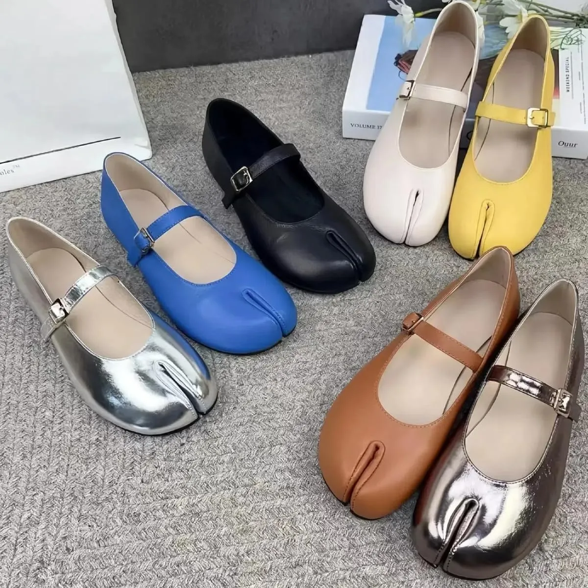 Retro Tabi Ballet Flats Shoes for Women Single-Strap Genuine Leather Mary Jane Flat Closed Split-Toe Low-Cut Soft Upper and Insole Comfort Office Work
