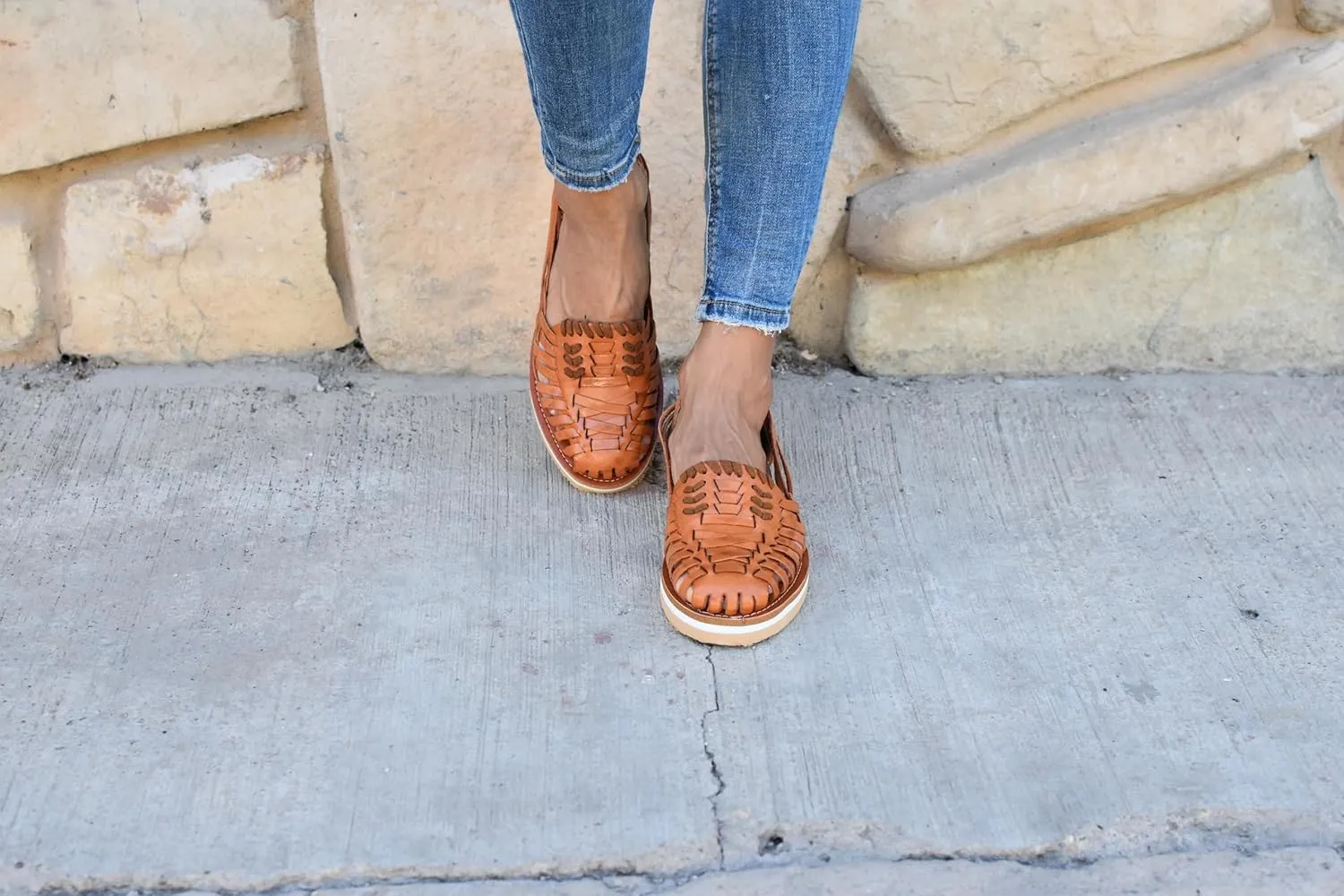 Sandals women Huarache Sandal Colorful Leather Mexican Style Color Shedron 1030