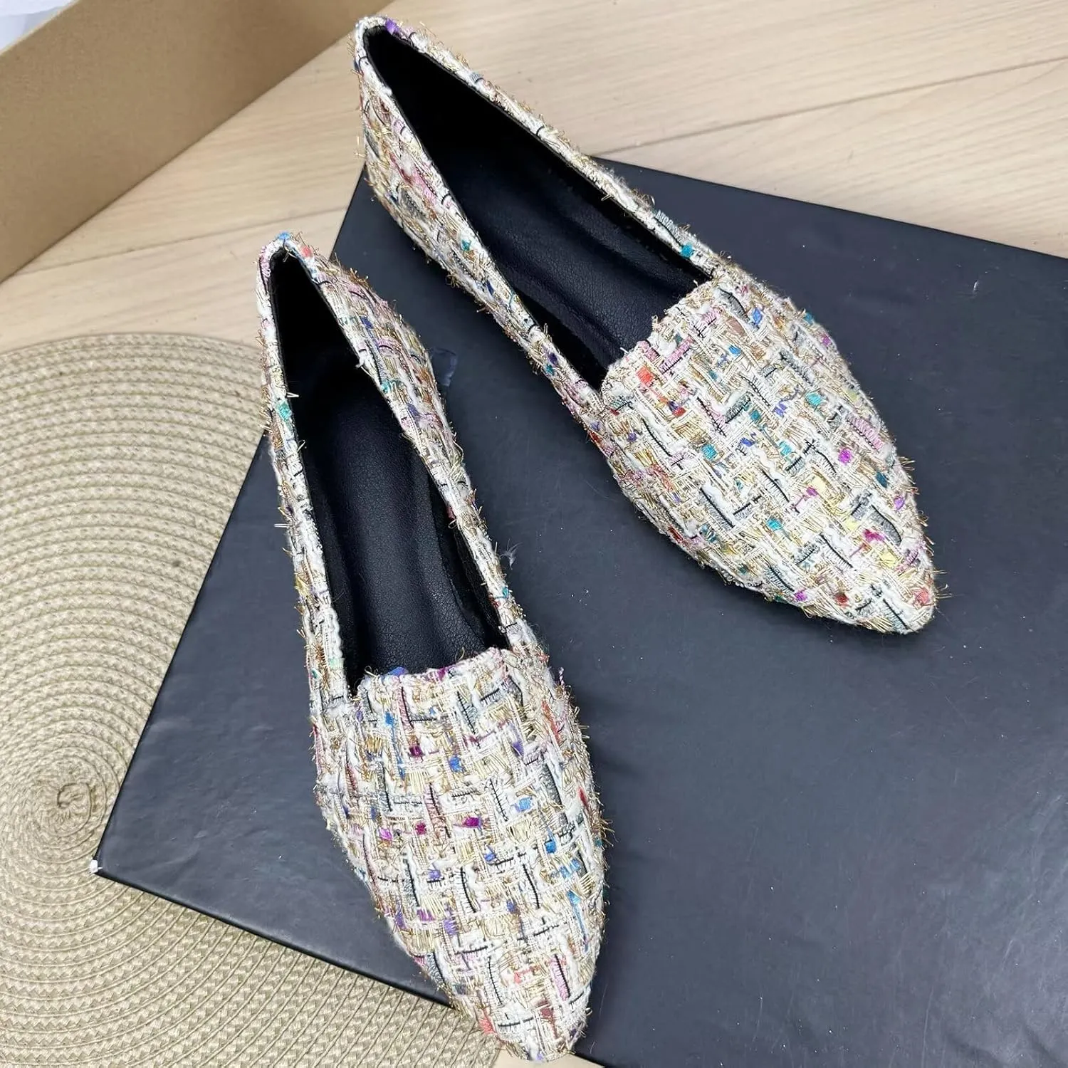 WENJIAZHIZHI Ballet Flats for Women Comfortable Women's Flats Memory Foam Slip on Pointed Toe Flats Shoes Women Solid