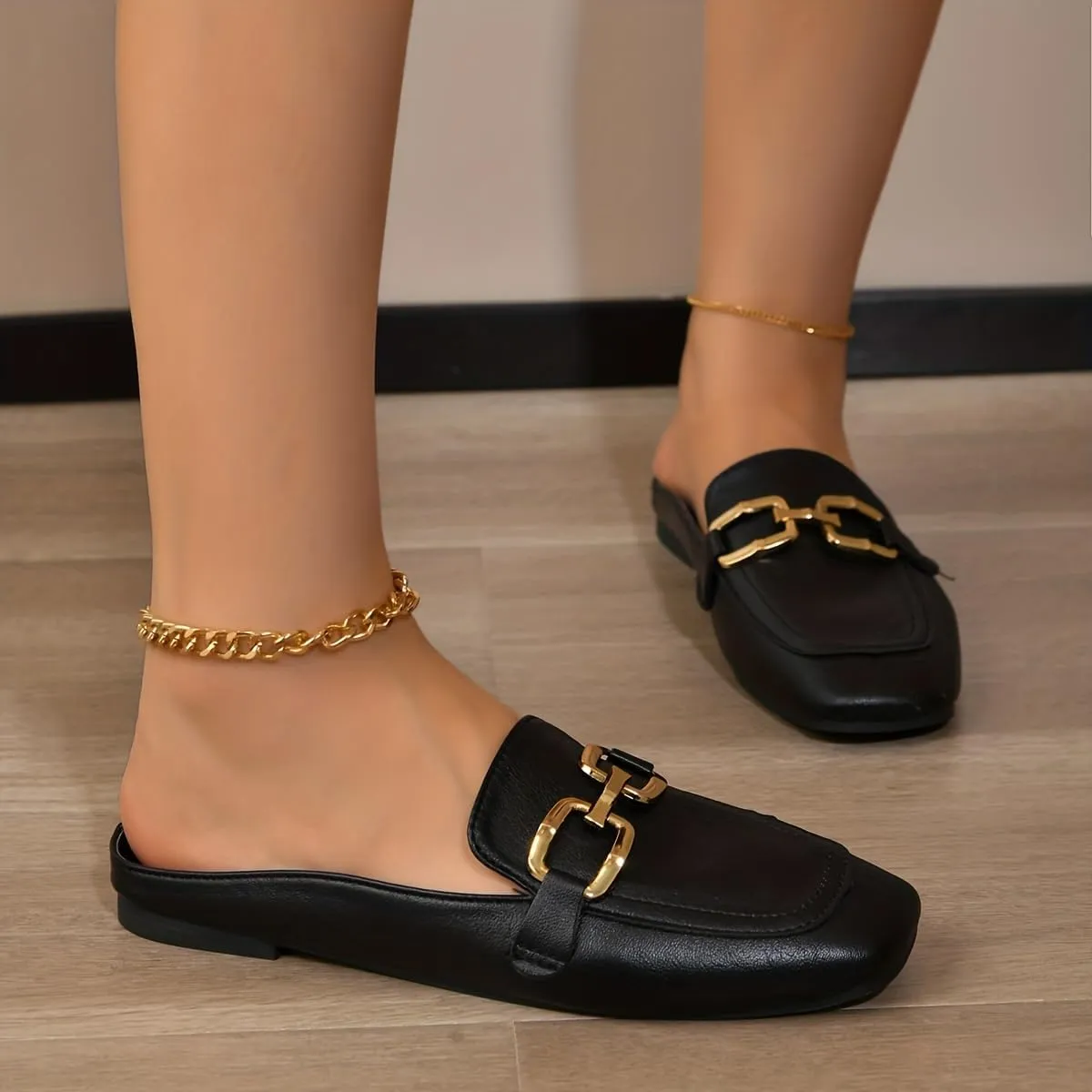 Women's Casual Square Toe Flats, Solid Color Lightweight Slip-On Mules with Sequin Detail, All-Season Comfort Shoes, Man-Made