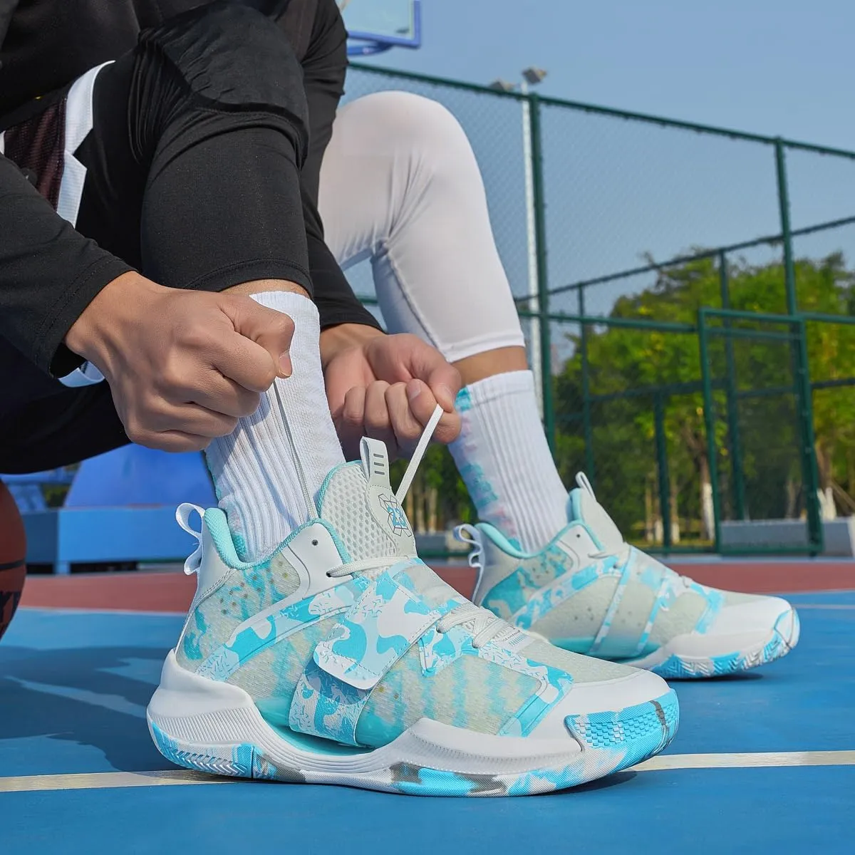 Womens Mens Basketball Shoes Comfortable Fashion Athletic Sneakers Breathable Non Slip Lace up Shoe