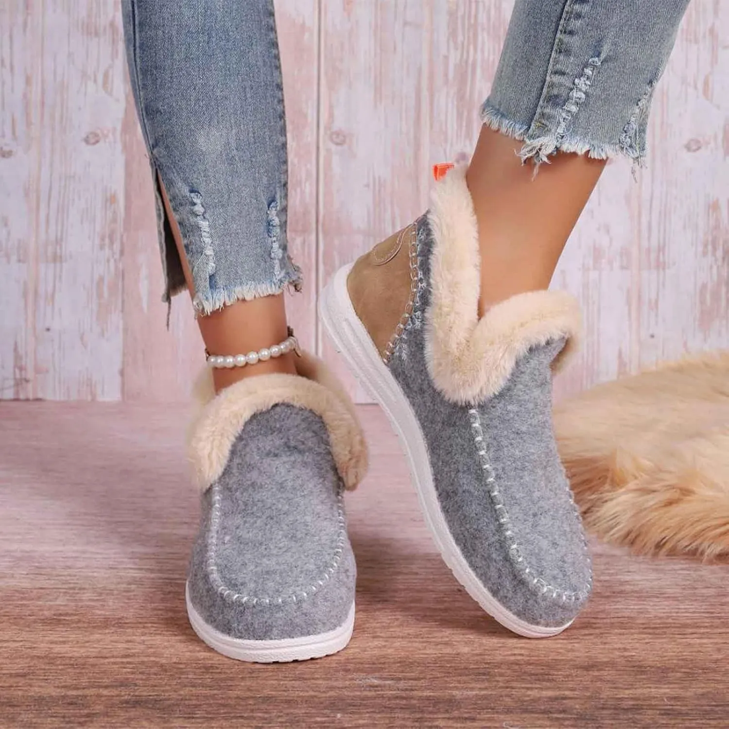 Women's Winter Plush Lined Flat Shoes, Cozy Furry Slip-On Sneakers Warm Plush Lined, Casual Warm Snow Boots for Women (Black,37)