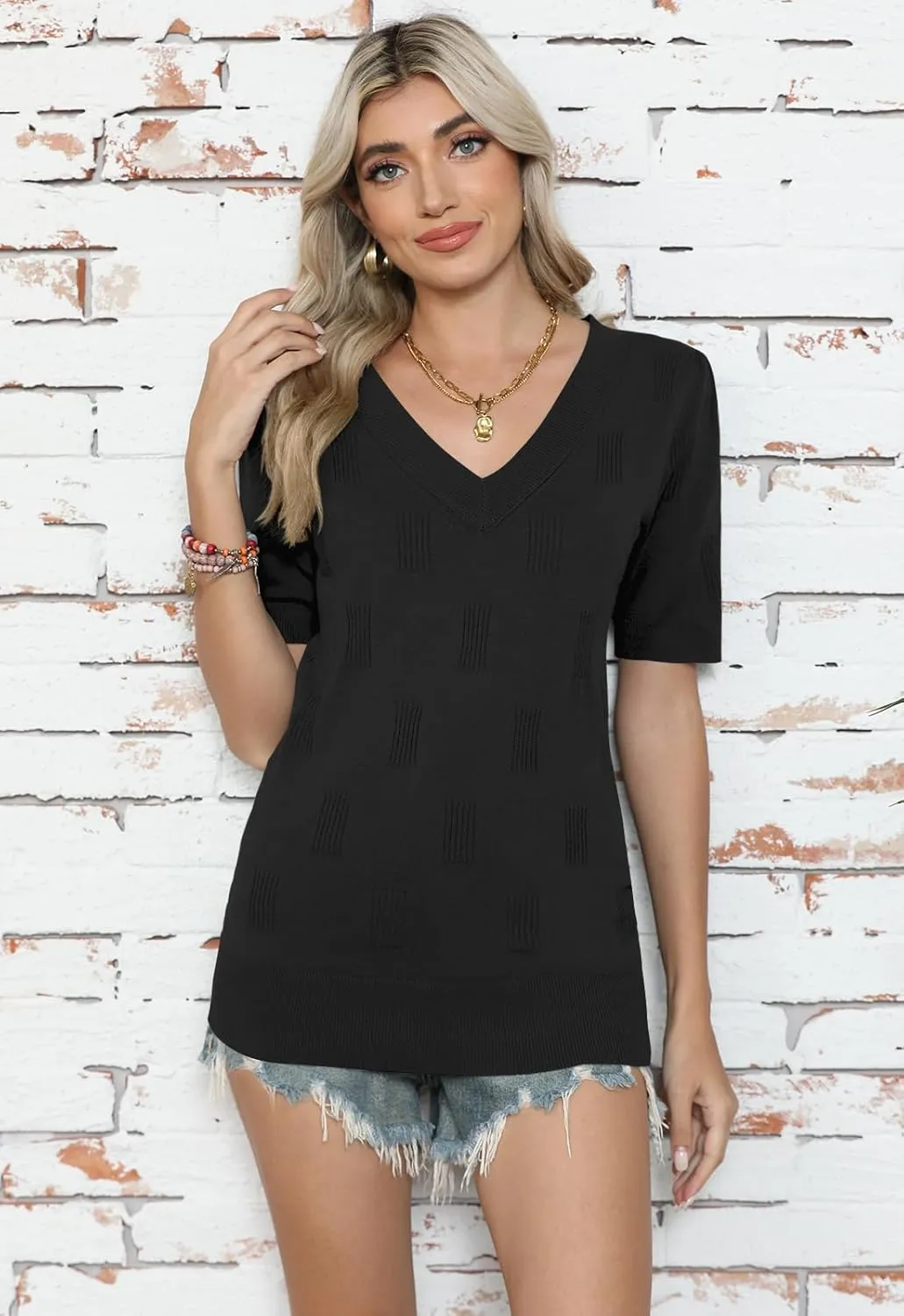 Yincro Womens Short Sleeve Sweaters Fall Summer Tops V Neck Lightweight Knit Pullovers